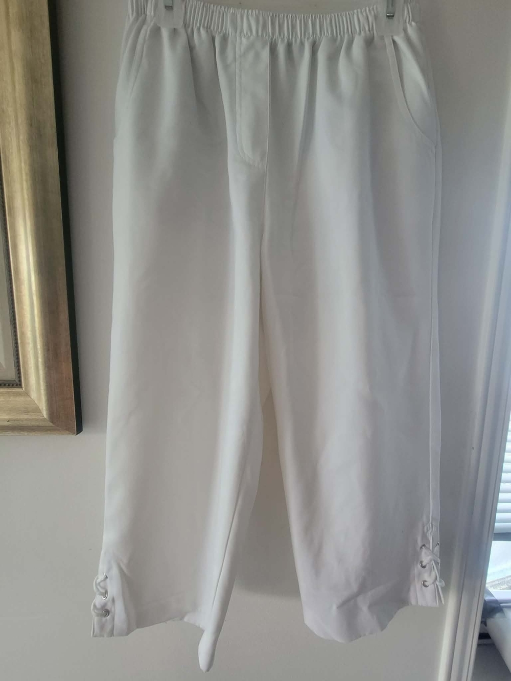 Alia White Elastic Waist Cropped Pants with Side Tie